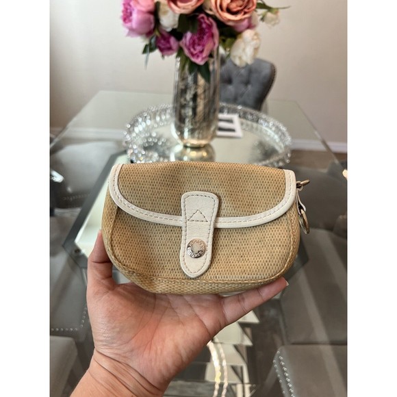 DOONEY & BOURKE 4Y20 BEIGE/WHITE FLAP WRISTLET - Picture 4 of 13